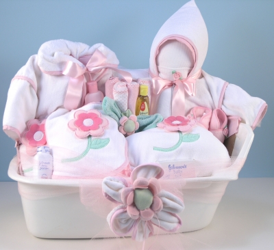 Baby Gift Idea on Baby Shower Gift Ideas For Everyone    Baby Showers
